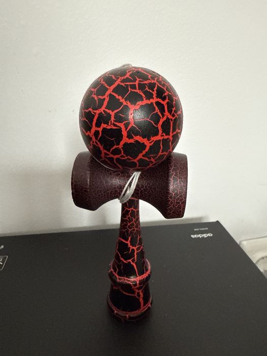 Kendama nefolosita