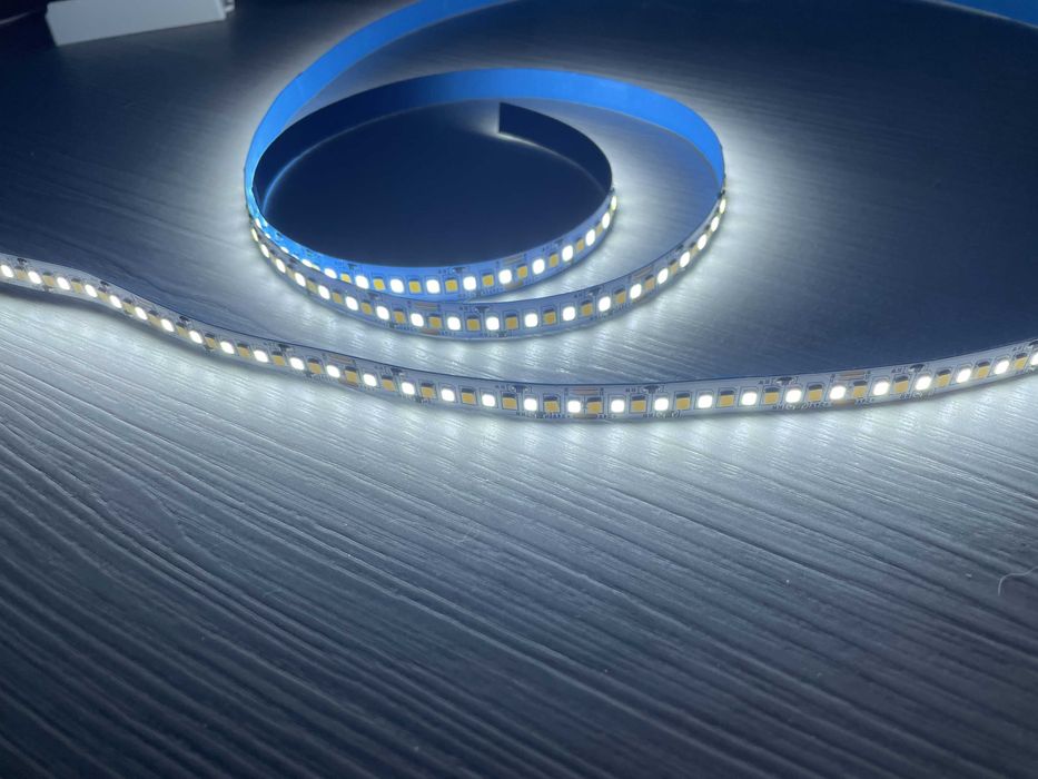 Banda LED CCT 24V SMD2835 10m 240LED/m - extrem de luminoasa