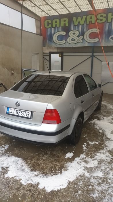 Vând vw bora 1.9 ajm 6 trepte