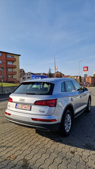 Vând Audi Q5 40 TDI Quattro 4x4