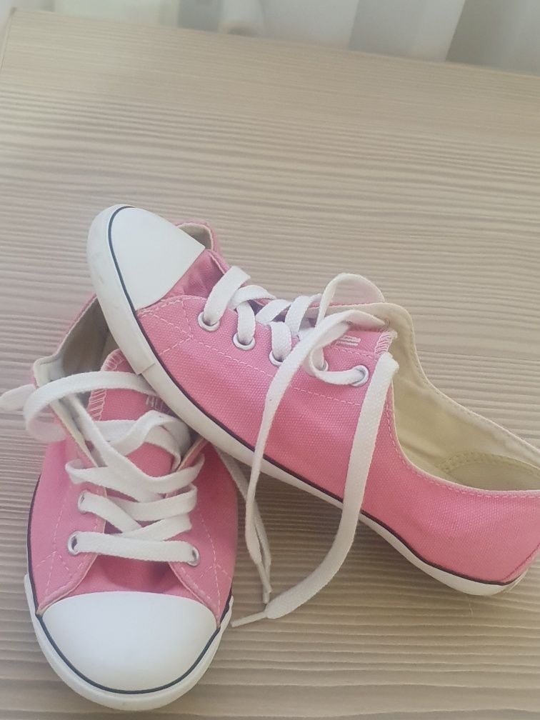 Tenisi Converse roz