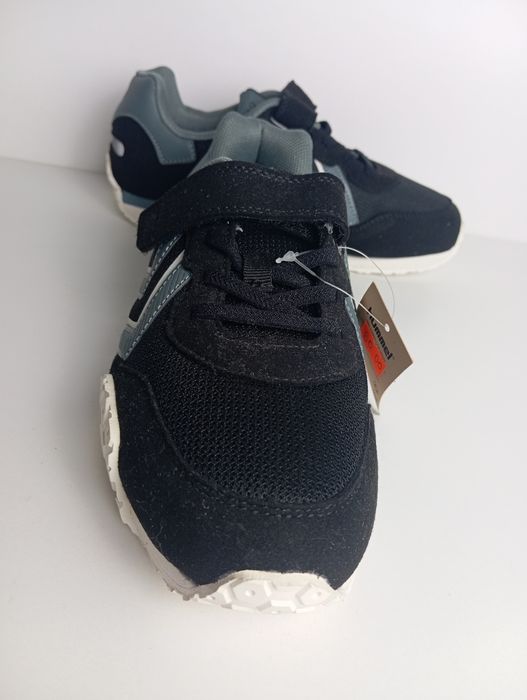 Страхотни детски маратонки марка Hummel 37
