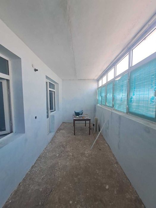 Карши 1 ни йули Горсетни Олди 2 хонали янги дом 70 кв катта балконли