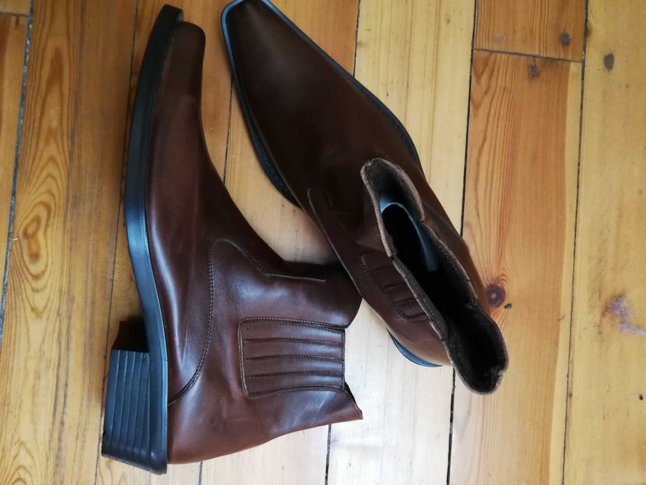 Обувки два чифта 45 номер мъжки.