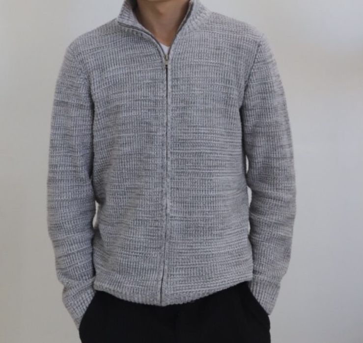 Продам мужской свитер