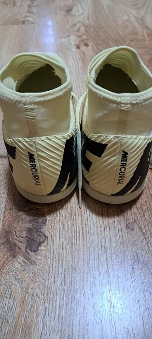 Футболни обувки Найк (nike) 43 номер