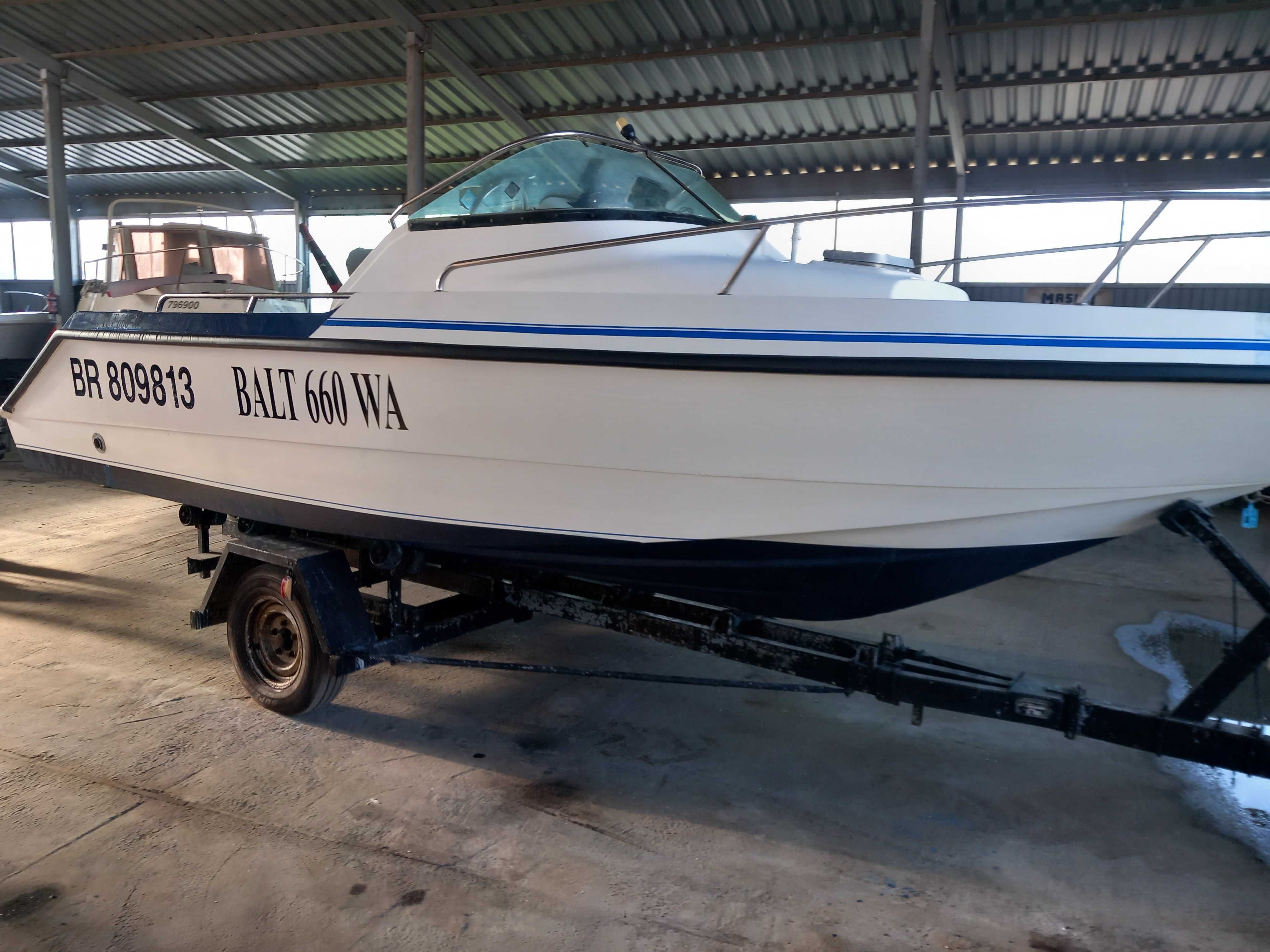 лодка Balt 660 Walkaround
