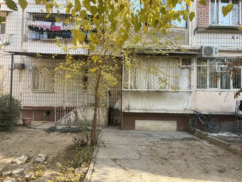 Куйлюк 6- массив 1-этаж 2 хона арендага