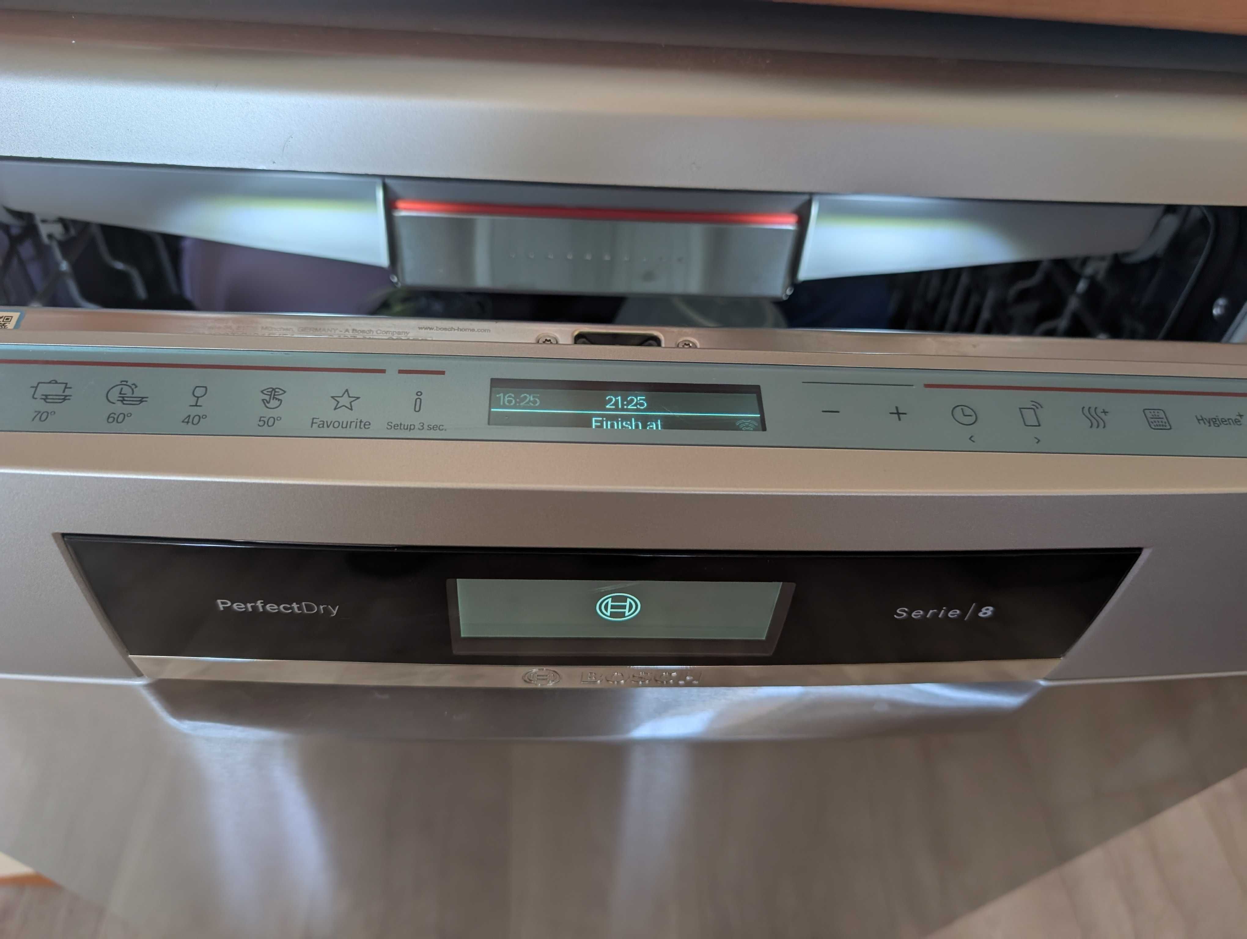 Съдомиялна Bosch SMS8TCI01E, Serie 8 Made in Germany 4+год гаранция.
