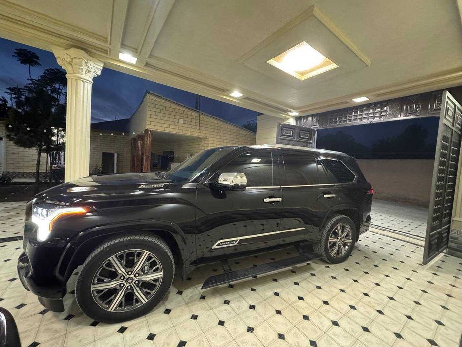 Toyota SEQUOIA 2023