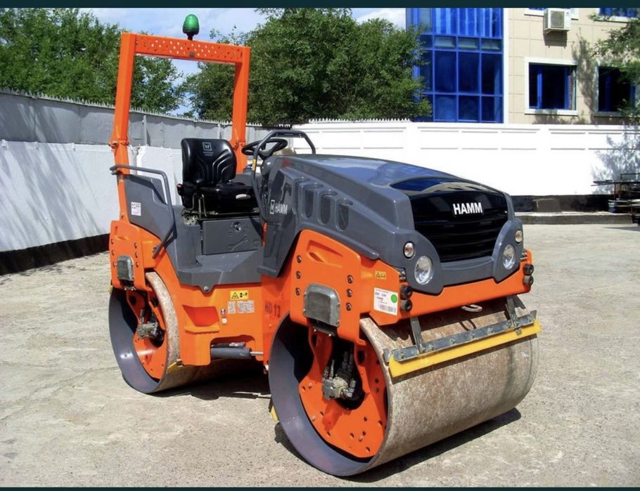 Каток.Аренда катка.Услуги катка 3 тонн Хамм.