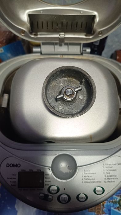 Mașina de pâine Domo B3550