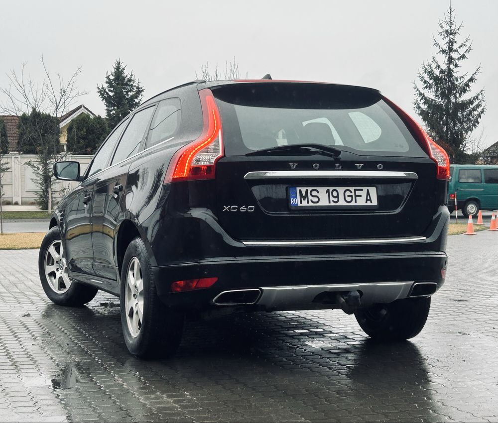 Volvo XC 60 Euro 6/2014. Model 2015.  2.0 D.