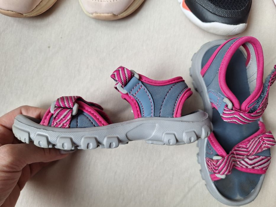 Нови детски маратонки и сандали за момиченце, размер 27