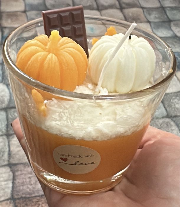 Lumanari parfumate diverse modele