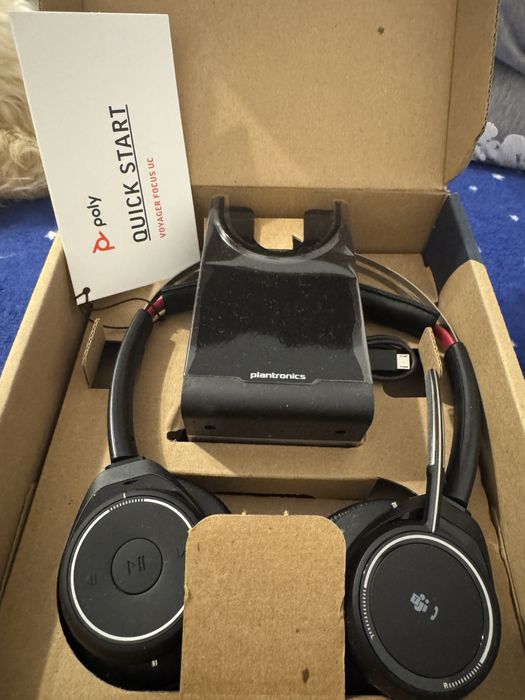 Casti bluetooth Poly Voyager Focus UC B825-M