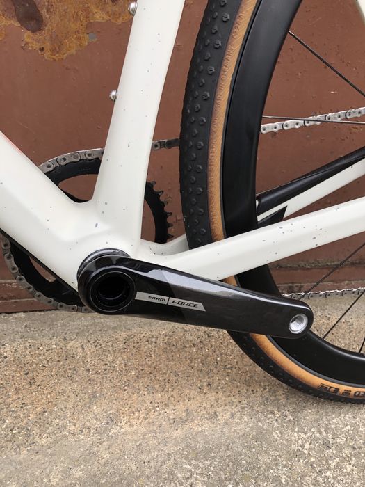 Gravel Rose Backroad full carbon/sram force axs