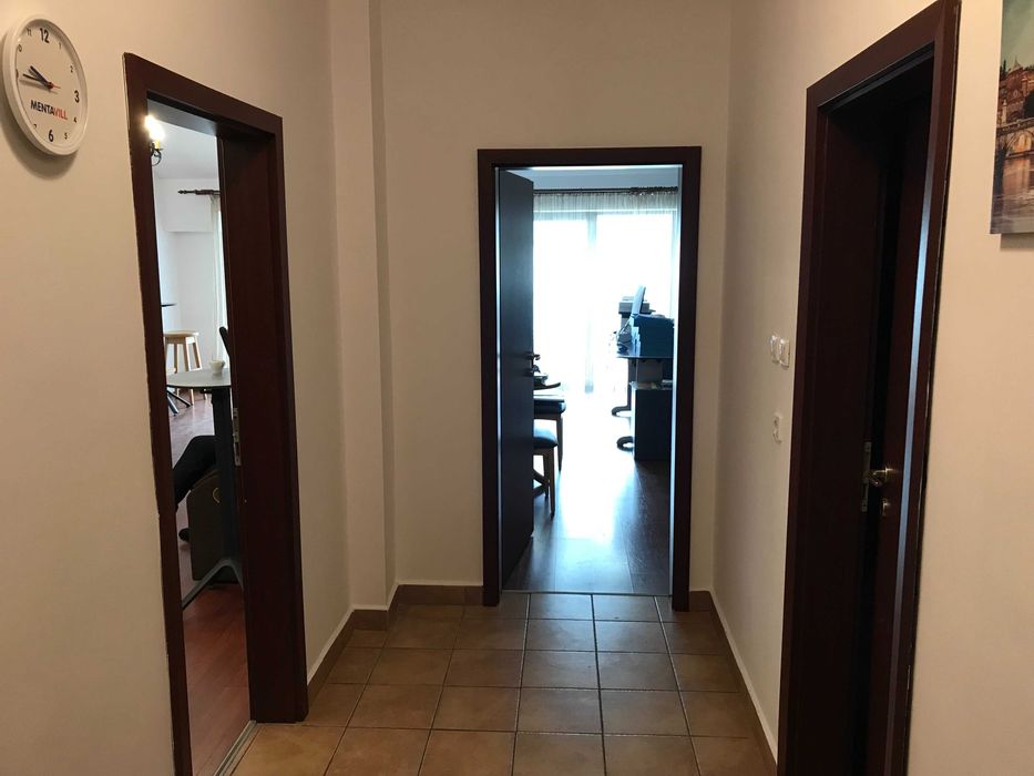 Inchiriez apartament cu doua camere, 75 mp, terasa de 14 mp, parcare