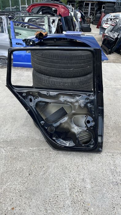 2 броя задна лява и 3 брой задна дясна врата VW Golf 7 комби 2012-