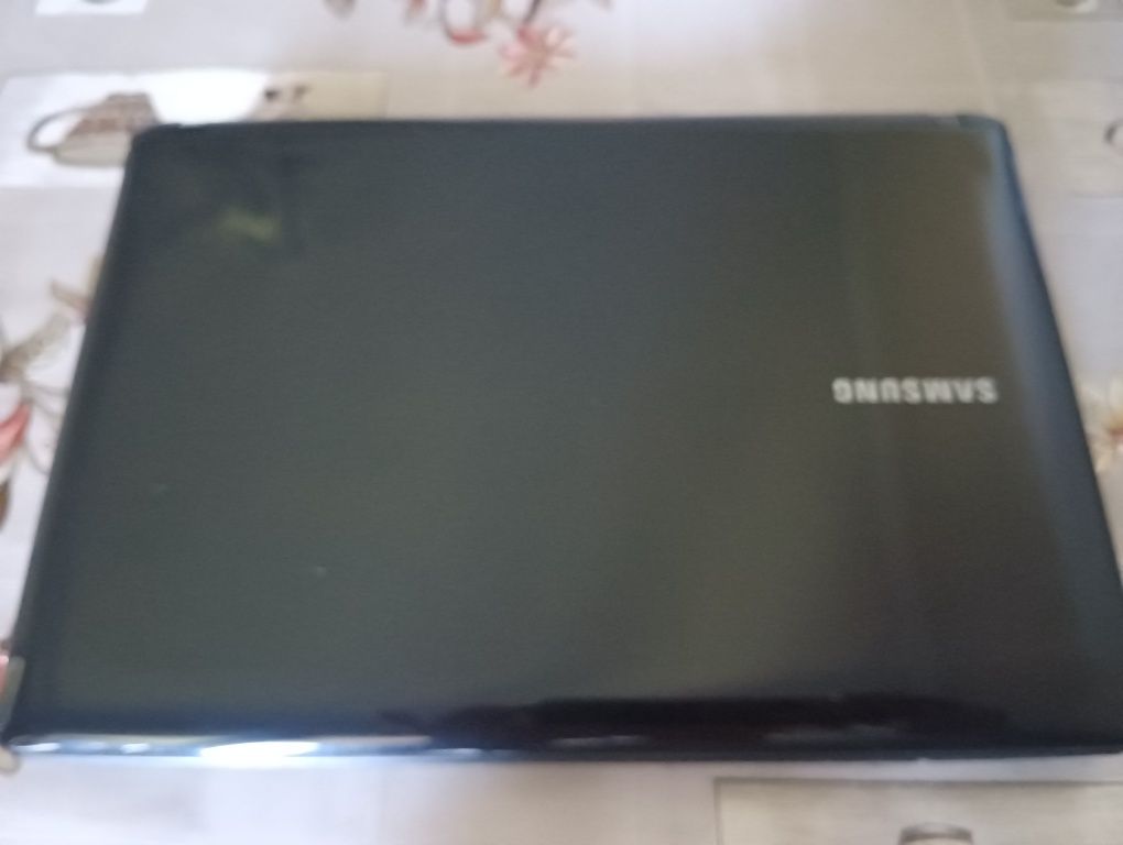 Нетбук Samsung N150