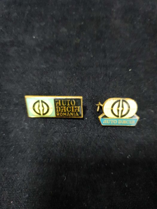 Lot insigne ARO DACIA
