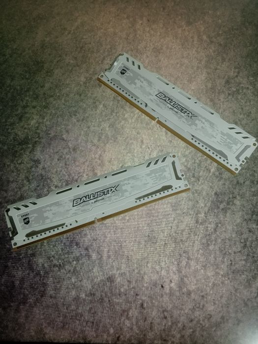 Оперативная память micron BallistiX белая, 8гб 2 планки