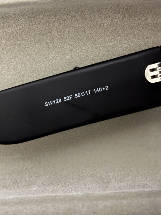 Слънчеви очила Swarovski