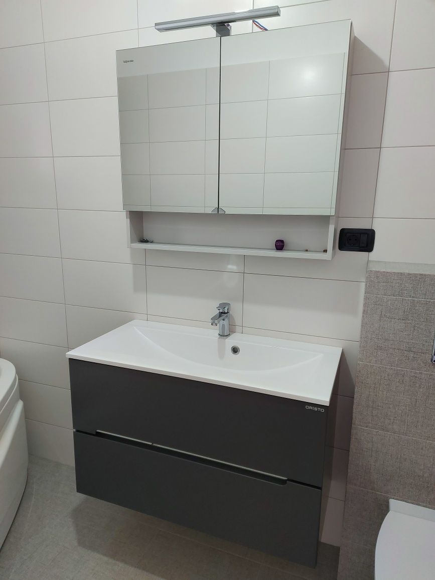 Dulap baie MDF lavoar MARMURA, dulap cu oglinda, baterie Grohe Vip