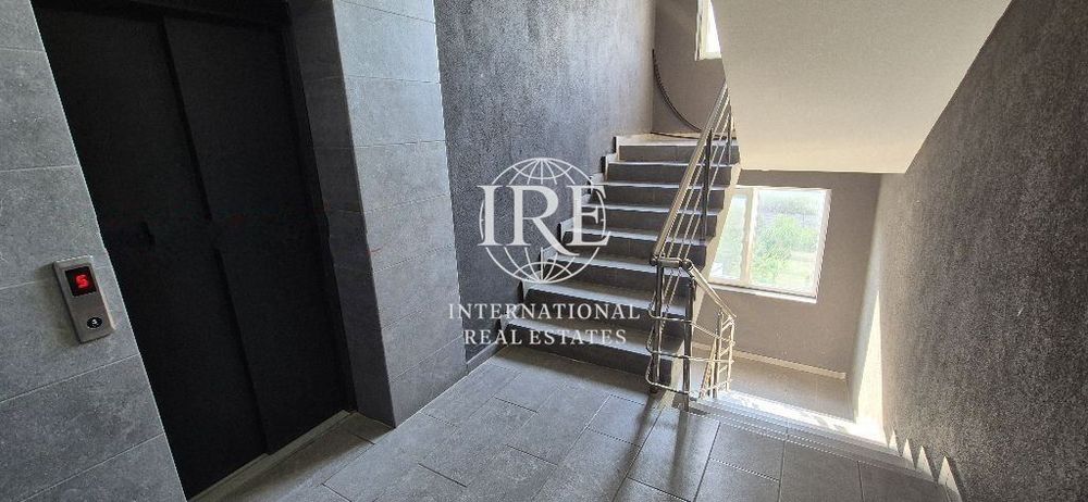 Продава се Тристаен апартамент в Варна, Аспарухово - 105 кв.м за 1762 €/кв.м - Снимка #10