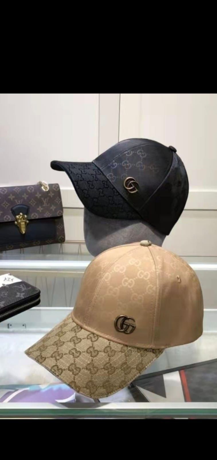 Șapcă Gucci, model 2024-gratuit prin posta romana