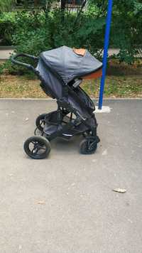 Детская коляска с самовывозом