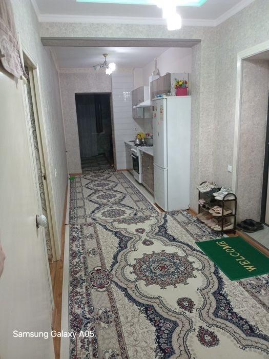 1chi etaj 3 xona 4 xonaqilingan yani balkon 1 metr oldinga surilgan