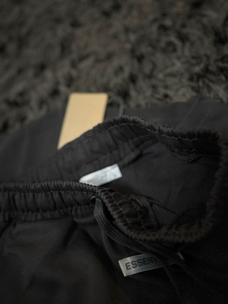 *190 RON* Compleu ESSENTIALS Fear Of God Premium Ieftin !SUPER PRET!