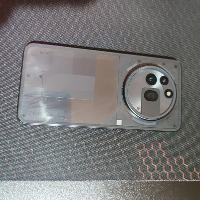 Vând nothing phone a3 Pro