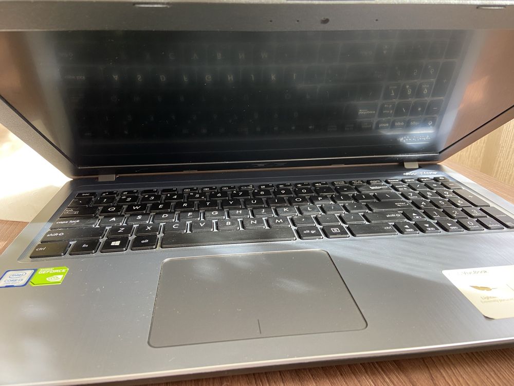 Laptop Asus Gen 7th