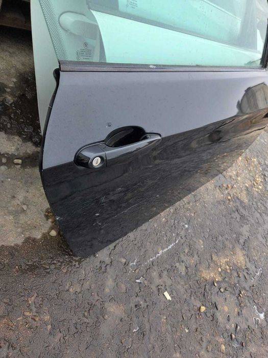 Usa dreapta BMW seria 3 coupe cabrio E92 E93 pe negru