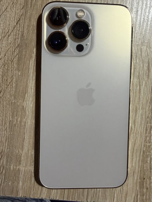 iPhone  13 Pro - Топ Състояние