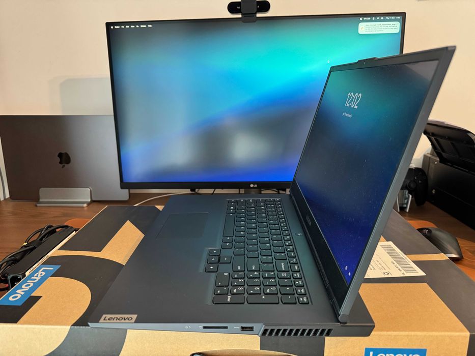 Lenovo Legion 5, Intel i5, RTX 3050, 17 inch 144Hz, 32GB RAM, 1 TB