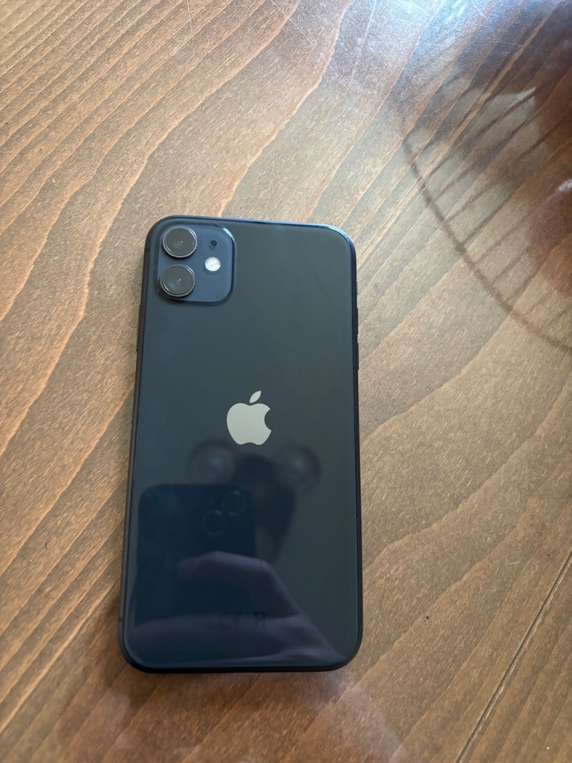 Iphone 11 в добро състояние