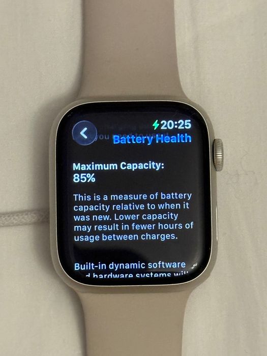 Apple Watch Series 8 45mm Starlight