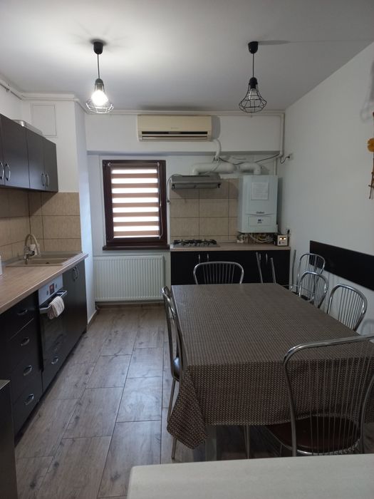 Apartament de închiriat