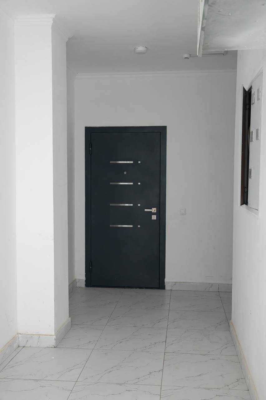 СРОЧНО продажа 3/2/10 Яшнабад (Олмос улица), 70м2