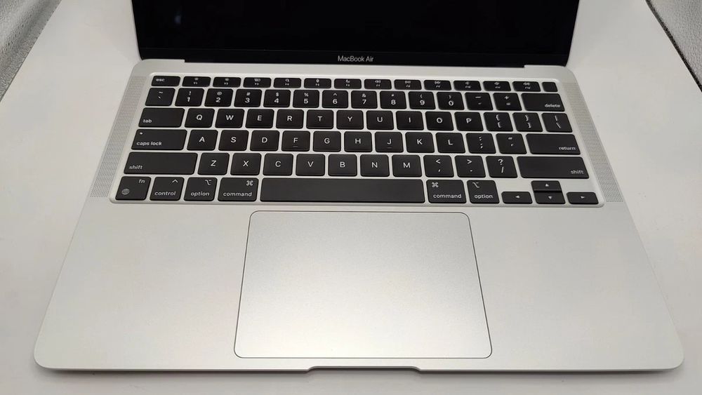 Macbook air M1 13inch