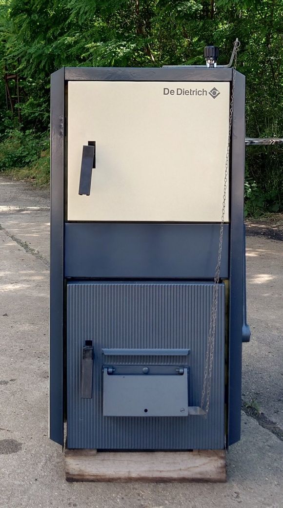 Чугунен котел на твърдо гориво Де Дитрих/ De Dietrich, 40 kW
