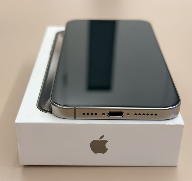 iPhone 15 Pro Max, Natural Titanium, 256GB