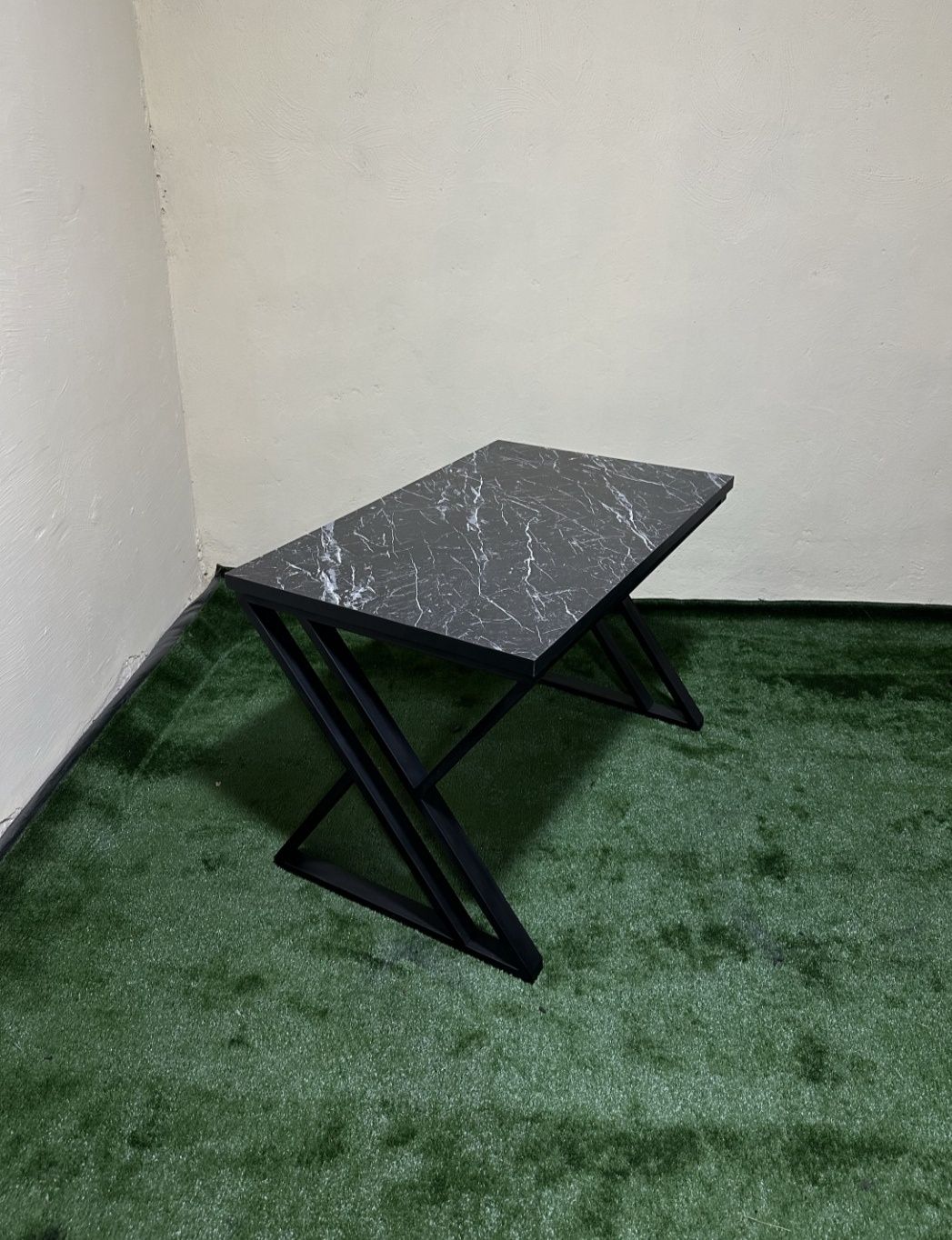 Loft Mebel stol va stilajlar