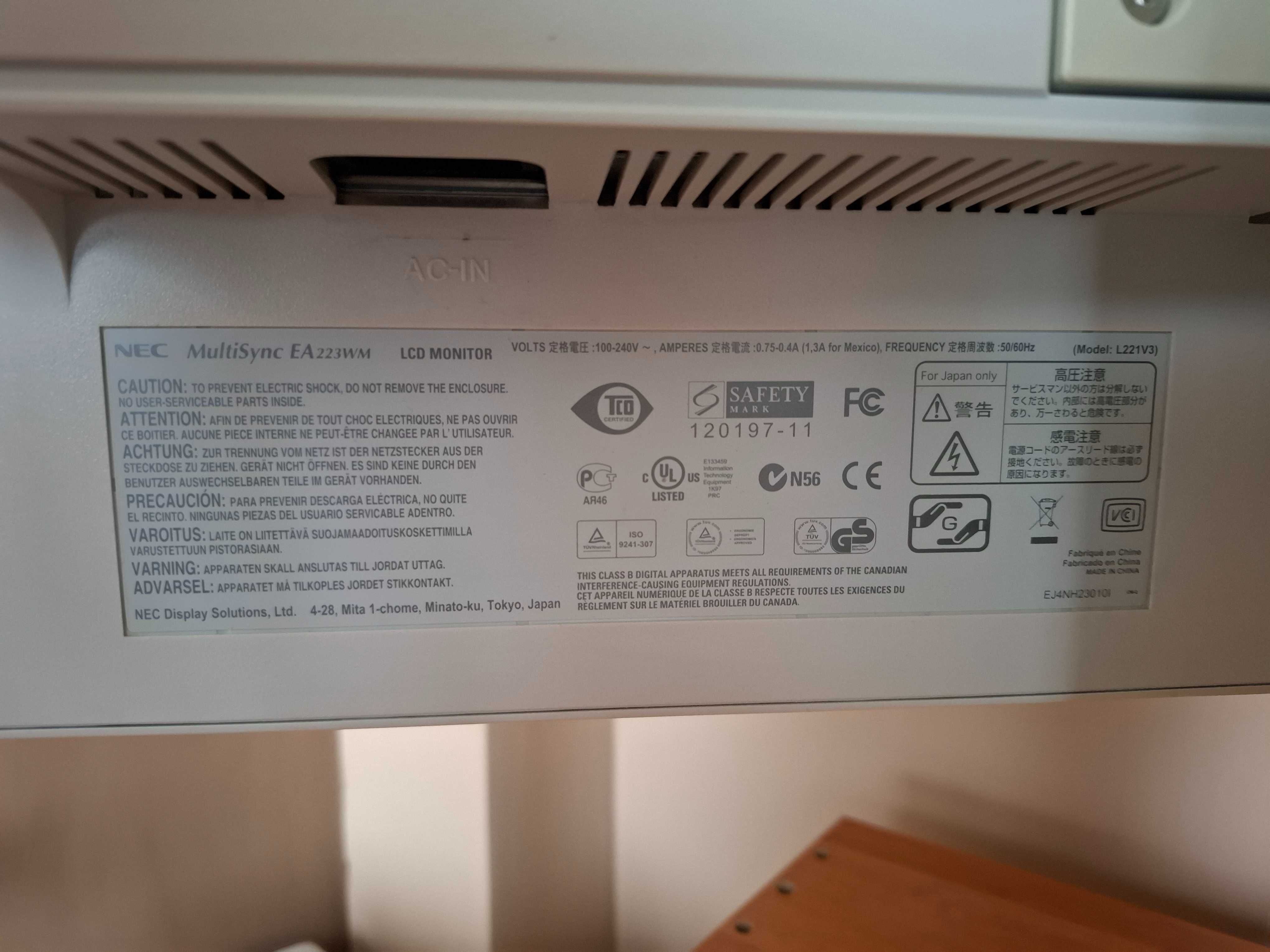 Монитор NEC MultiSync EA223WM