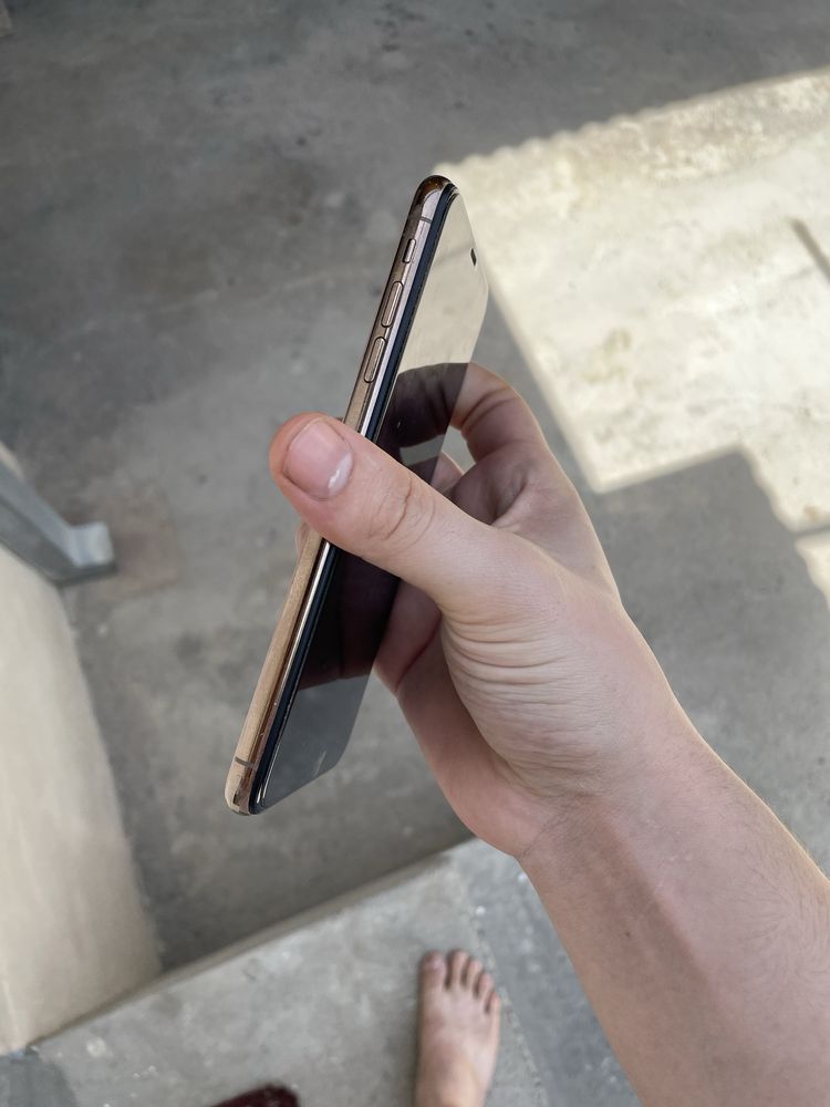 IPhone XS MAX.