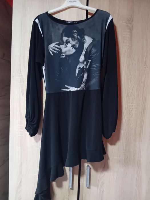 Vând bluza stil rochie scurta, geaca și vesta - marca Mexton