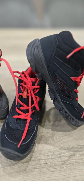 Обувки Quechua  номер-35,37,38